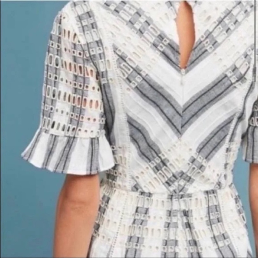 Anthropologie ett:twa gray & white striped eyelet romper | size 2 - Picture 3 of 9
